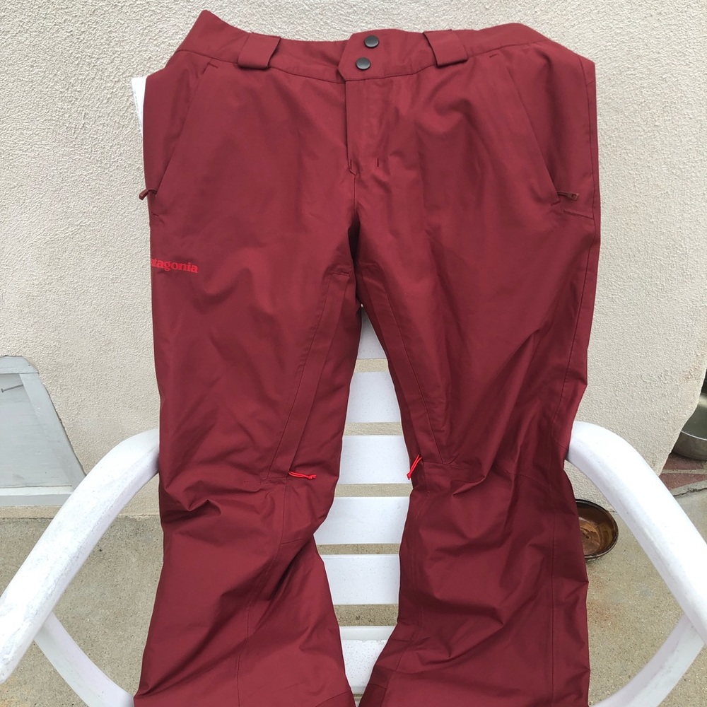 Women’s Patagonia insulated snowbelle pants